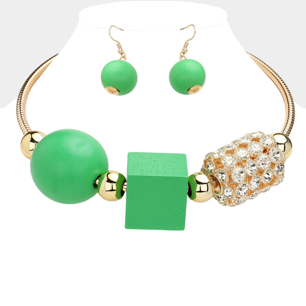 GREEN WOOD BALL CUBE STONE CLUSTER NECKLACE