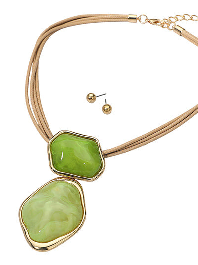 GREEN, BEIGE CORD BOLD ABSTRACT PENDANT NECKLACE