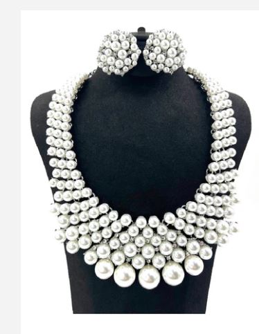 SILVER WHITE PEARL NECKLACE SET