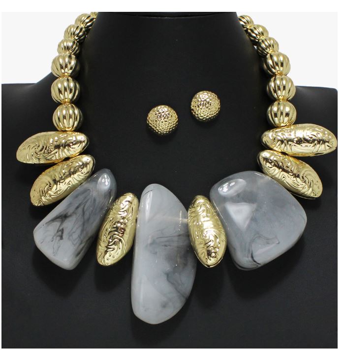 GOLD GREY GEOMETRIC CHUNKY GLASS STONE NECKLACE