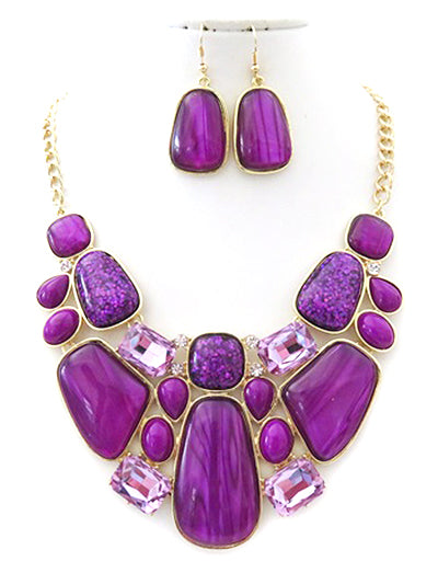 PURPLE BEAD BIB NECKLACE