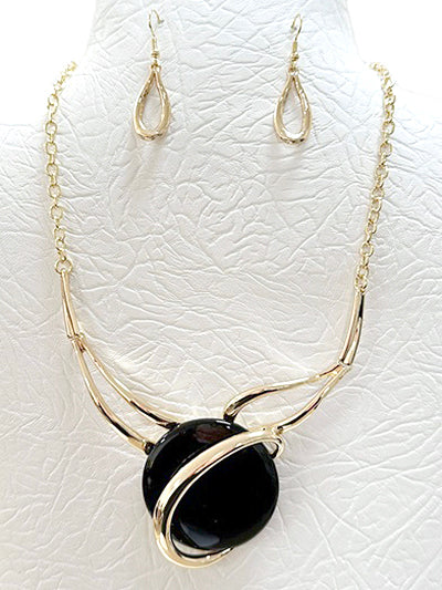 GOLD PLATED BLACK STONE PENDANT BIB STYLE NECKLACE SET