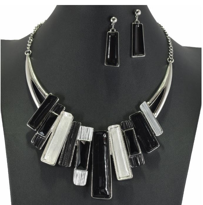 SILVER BLACK PIANO RHINESTONE NECKLACE