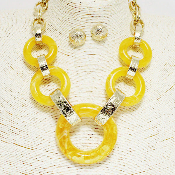 GOLD/YELLOW, ROUND CELLULOID ACETATE with METAL LINK NECKLACE SET