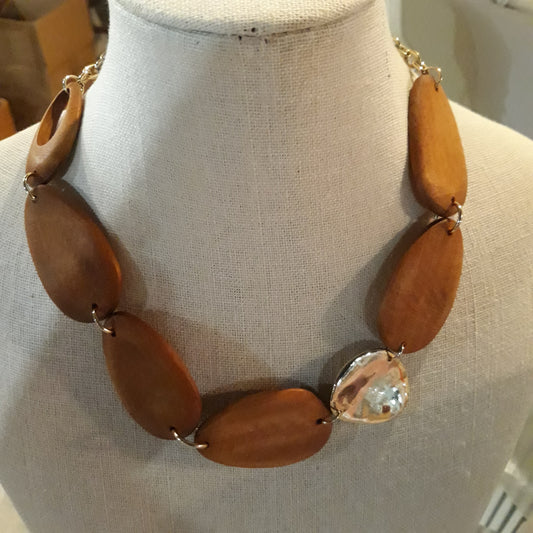 BROWN WOOD & GOLD