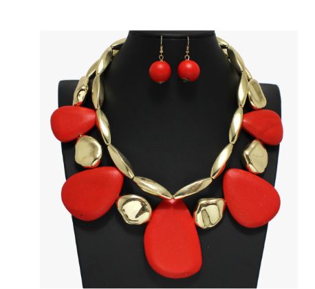 GOLD RED GEOMETRIC WOOD DOUBLE LAYERED NECKLACE