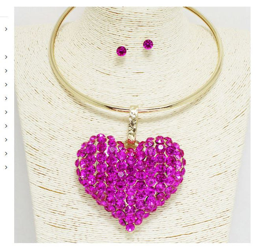 GOLD FUCHSIA CHUNKY HEART RHINESTONE CHOKER NECKLACE