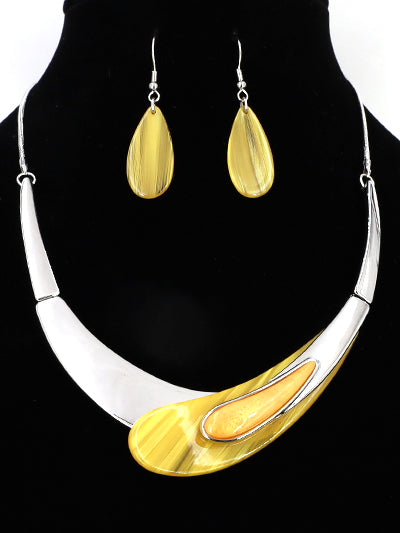 FASHION BIB NECKLACE SET